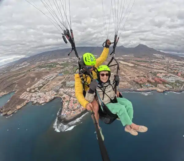 Siklóernyőzés, Szolgáltatások, Tenerife, Magyar nyelvű asszisztencia