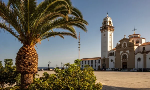 Holiday in Tenerife. Városok, Történelem VIP, Túra Candelaria, Santa Cruz, magyar nyelvű